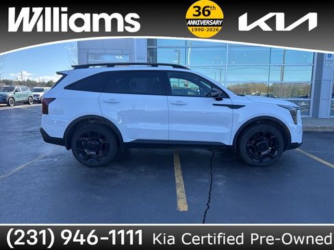 Used 2025 Kia Sorento SX Prestige w/ Olive Brown Leather Package AWD/4WD image 2