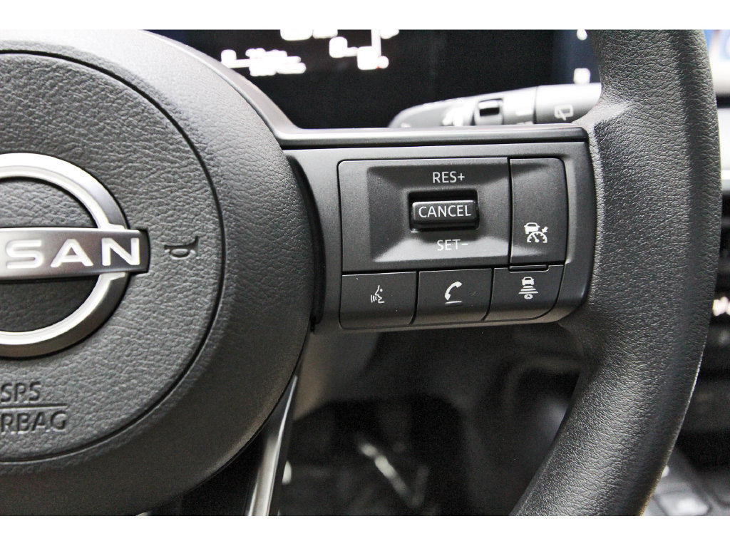 Used 2026 Nissan Kicks SV FWD image 19