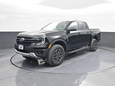 New 2025 Ford Ranger XLT w/ FX4 Off-Road Package image 4