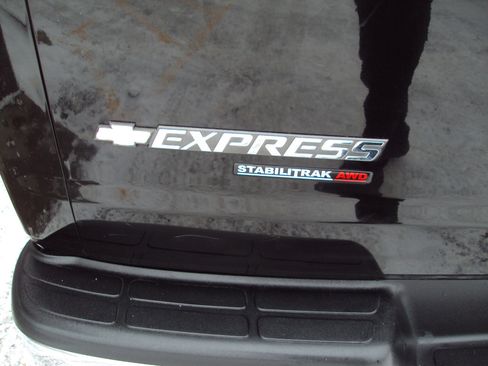 Used 2014 Chevrolet Express 1500 LT w/ LT Preferred Equipment Group image 34