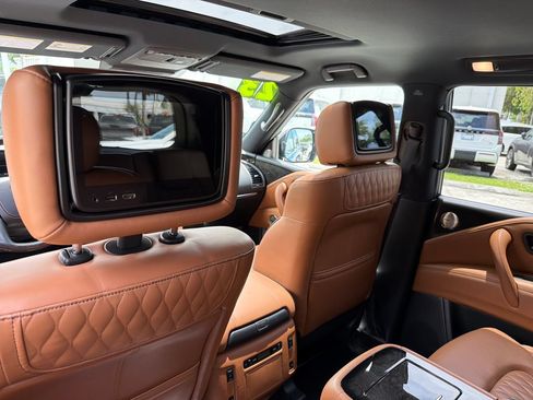 Used 2023 INFINITI QX80 Sensory w/ Cargo Package AWD/4WD image 37