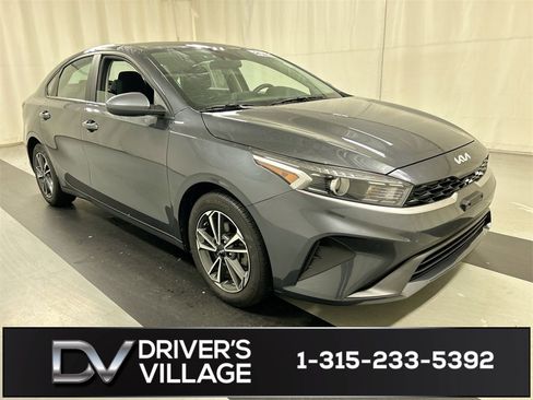 Certified 2023 Kia Forte LXS image 1