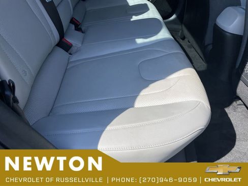 Used 2023 Hyundai Elantra Limited FWD image 31