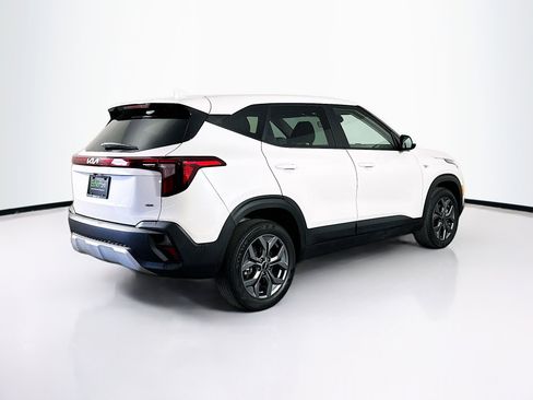 Used 2026 Kia Seltos LX AWD/4WD image 9