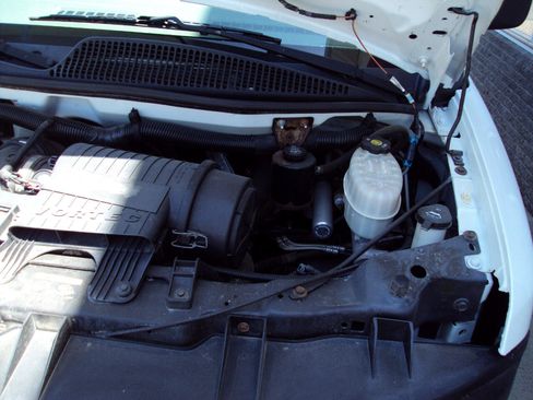 Used 2014 Chevrolet Express 1500 LS image 25