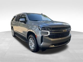 Used 2023 Chevrolet Suburban LT video 2