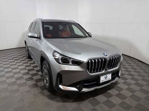 Used 2025 BMW X1 xDrive28i w/ Premium Package AWD/4WD image 2