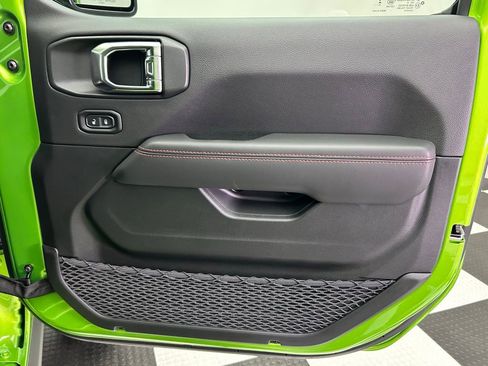 New 2025 Jeep Wrangler Unlimited Rubicon image 22