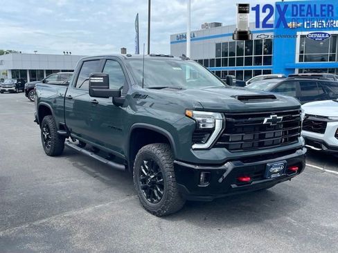 New 2026 Chevrolet Silverado 2500 LT w/ Trail Boss Package AWD/4WD image 1