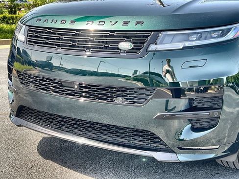 Used 2026 Land Rover Range Rover Sport Dynamic SE AWD/4WD image 9