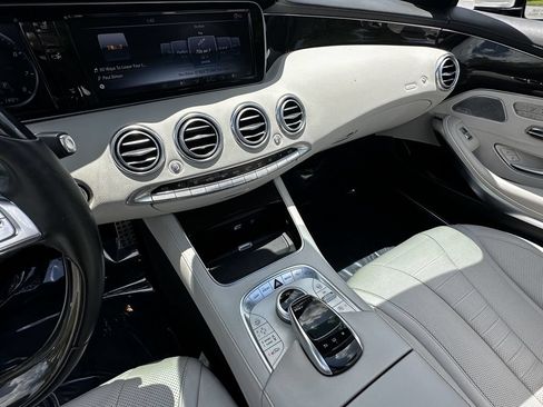 Used 2017 Mercedes-Benz S 550 Cabriolet image 30