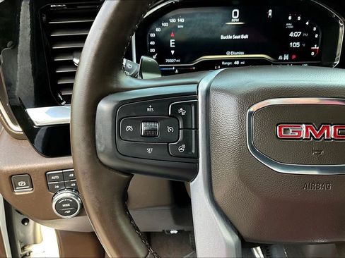 Used 2023 GMC Sierra 1500 SLT w/ SLT Premium Package AWD/4WD image 14