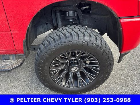 Used 2024 RAM 2500 Big Horn w/ Night Edition AWD/4WD image 10