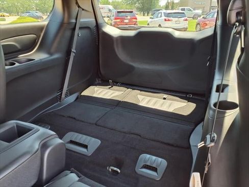 New 2026 Chrysler Pacifica Select FWD image 43