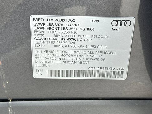 Used 2019 Audi e-tron Premium Plus w/ Cold Weather Package image 37