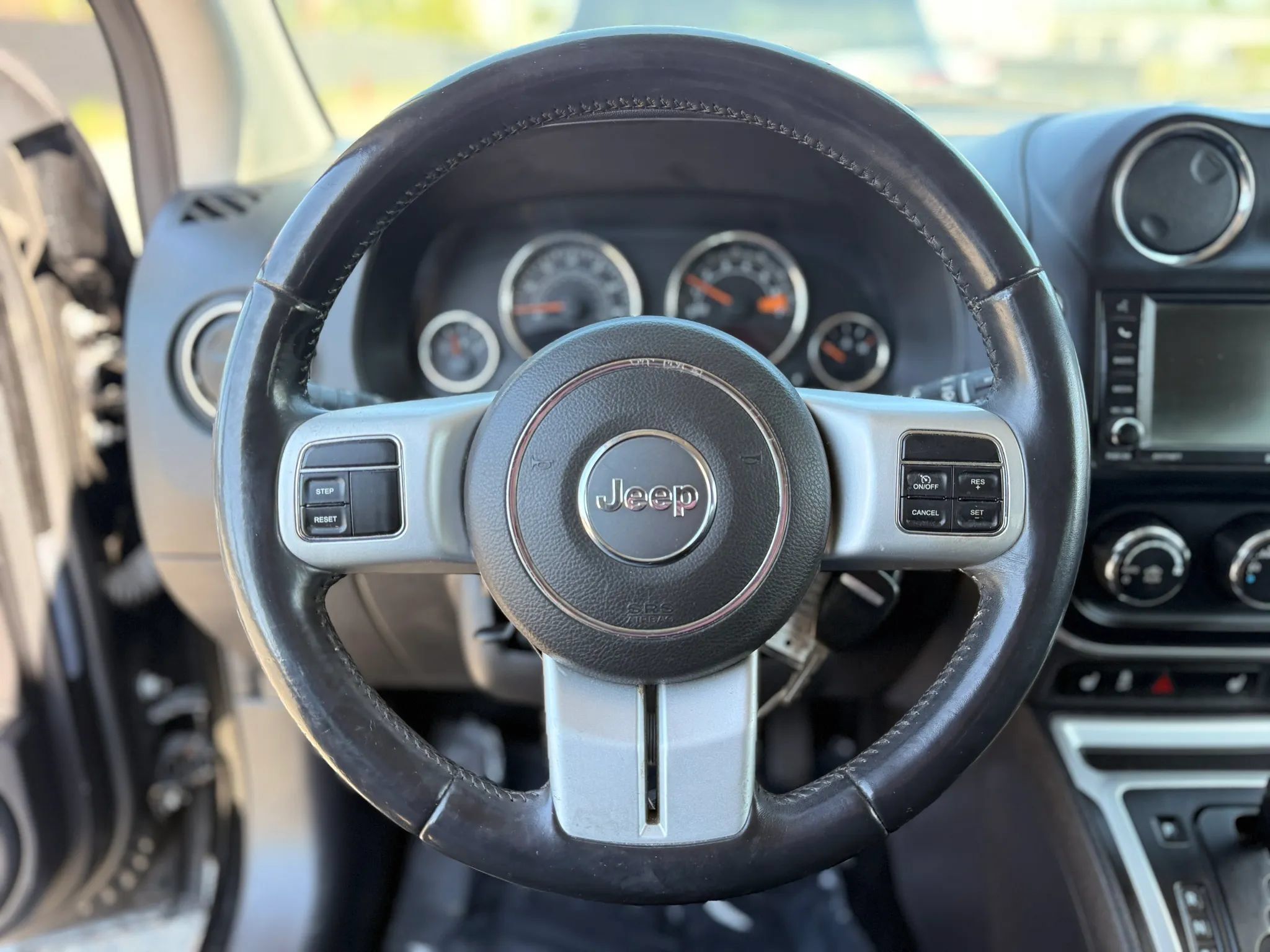 Used 2016 Jeep Compass High Altitude FWD image 25