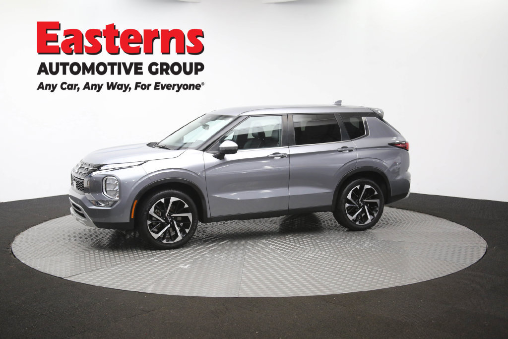 Used 2024 Mitsubishi Outlander SE FWD image 59