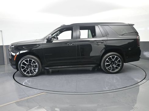 Used 2025 Chevrolet Tahoe RST w/ Comfort Package RWD image 3