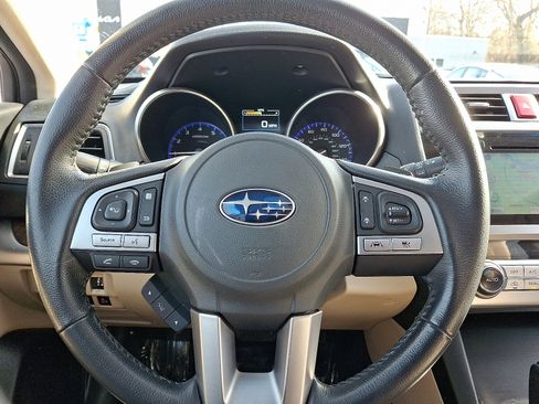 Used 2017 Subaru Outback 2.5i Limited image 17