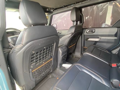 Used 2023 Ford Bronco Badlands AWD/4WD image 12