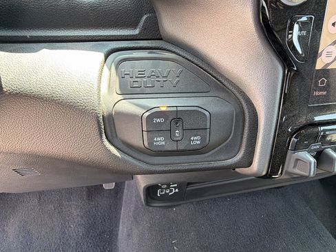 Used 2026 RAM 2500 Big Horn AWD/4WD image 30
