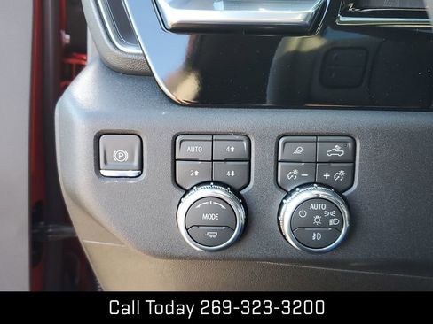 New 2026 GMC Sierra 2500 SLT w/ SLT Premium Package image 18