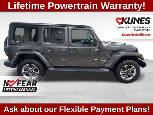 Used 2019 Jeep Wrangler Unlimited Sahara w/ Safety Group AWD/4WD image 12