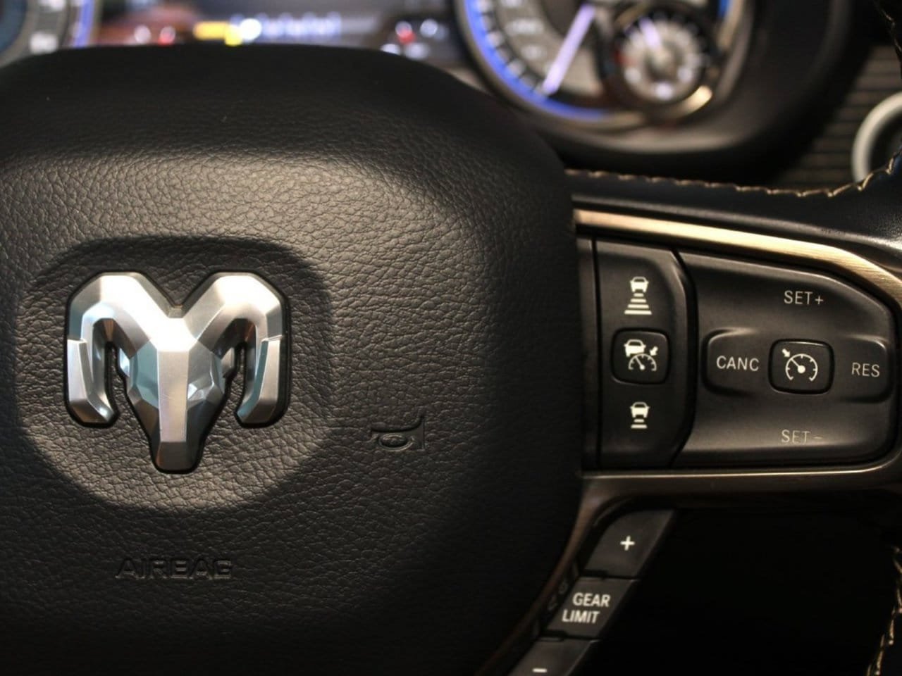 Used 2021 RAM 1500 Limited AWD/4WD image 35