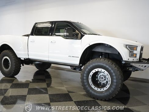 Used 2022 Ford F250 Lariat w/ Lariat Ultimate Package image 21