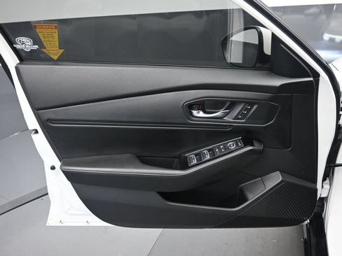 Used 2023 Honda Accord Touring image 9