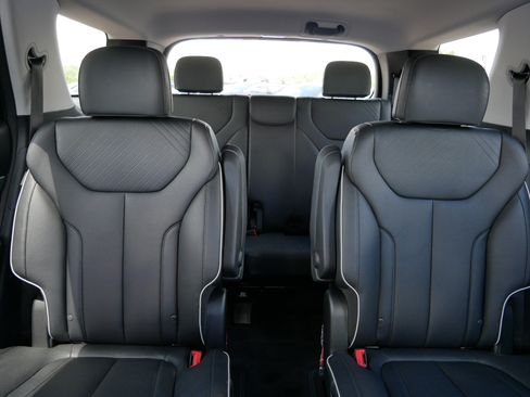 Certified 2025 Hyundai Palisade SEL AWD/4WD image 33