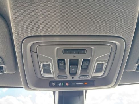 Used 2019 GMC Sierra 1500 Denali w/ Driver Alert Package II AWD/4WD image 31