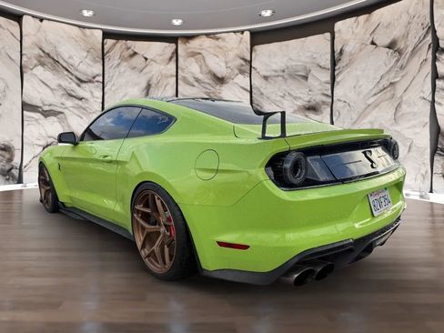 Used 2020 Ford Mustang Shelby GT500 w/ Technology Package image 10