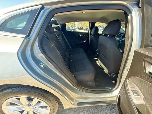 Used 2025 Chevrolet Malibu LT image 26
