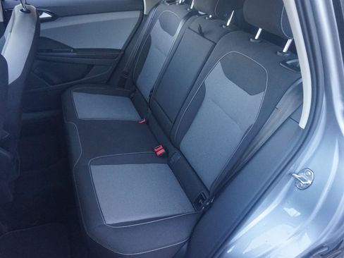 Used 2024 Volkswagen Taos S image 18