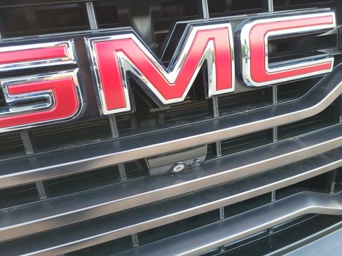 Used 2022 GMC Sierra 1500 AT4X image 25