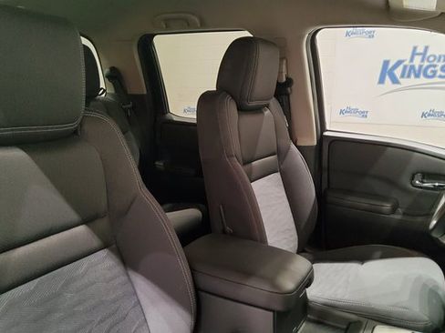 Used 2023 Nissan Frontier SV w/ Tow Package image 22