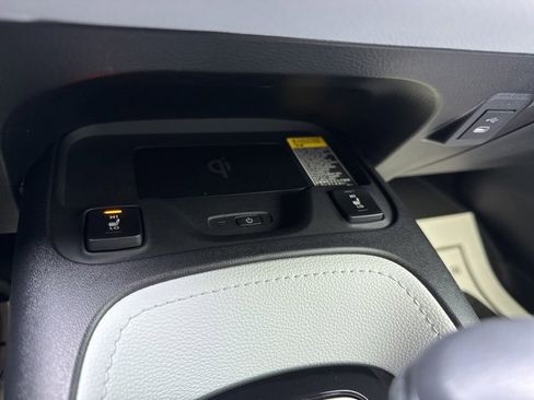 Certified 2025 Toyota Corolla XSE image 21