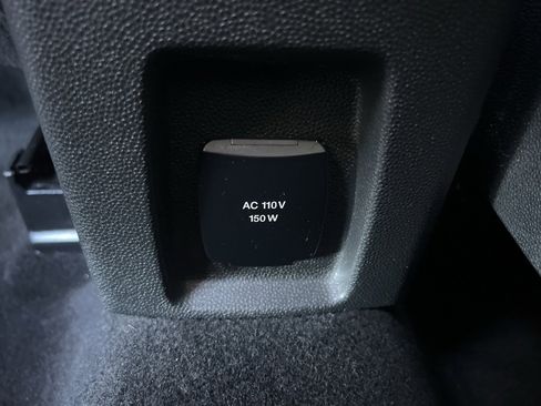 Used 2019 Ford EcoSport SE w/ SE Convenience Package image 18