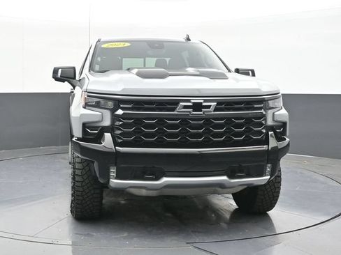 Used 2024 Chevrolet Silverado 1500 ZR2 w/ Technology Package AWD/4WD image 21