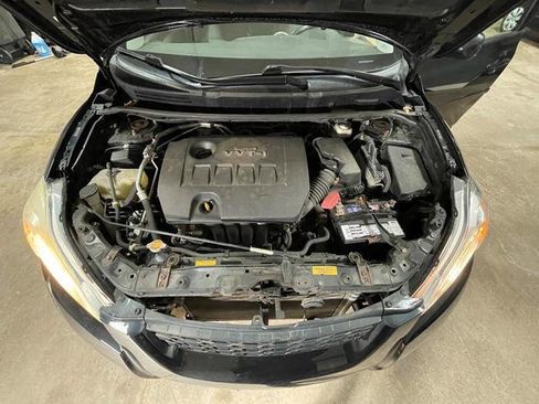 Used 2010 Toyota Matrix image 42