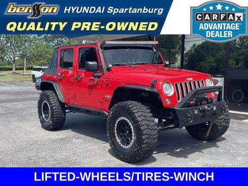 Used 2017 Jeep Wrangler Unlimited Sahara w/ Connectivity Group AWD/4WD image 1