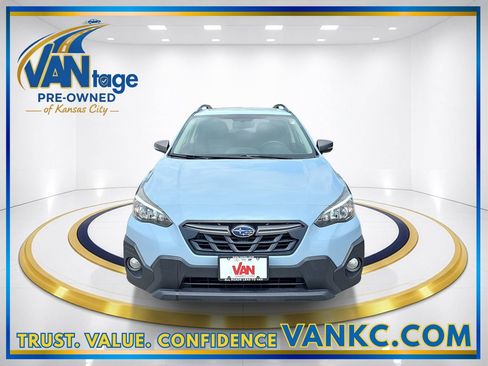 Used 2021 Subaru Crosstrek 2.5i Sport w/ Moonroof Package AWD/4WD image 2