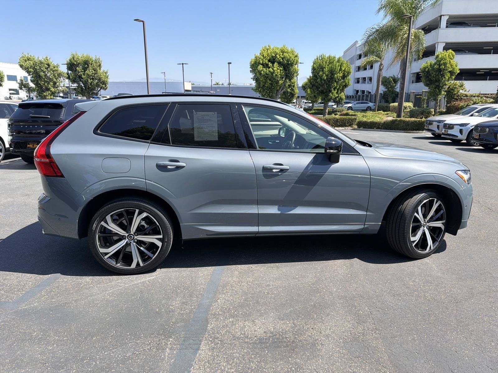 Certified 2023 Volvo XC60 T8 Ultimate w/ Protection Package Premier AWD/4WD image 4