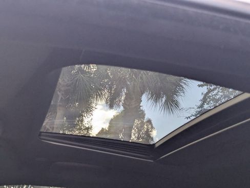 Used 2019 Dodge Charger Scat Pack w/ Dynamics Package image 7