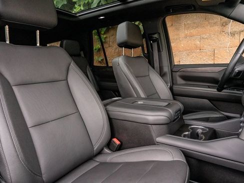 Used 2023 Chevrolet Tahoe Z71 image 32