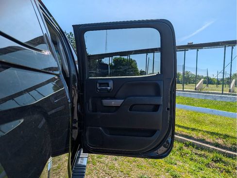 Used 2019 Chevrolet Silverado 2500 LTZ w/ Duramax Plus Package AWD/4WD image 13