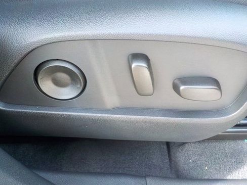 New 2026 GMC Terrain AT4 w/ Convenience Package III image 25