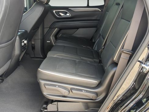 Used 2022 GMC Yukon SLT w/ SLT Luxury Package RWD image 21