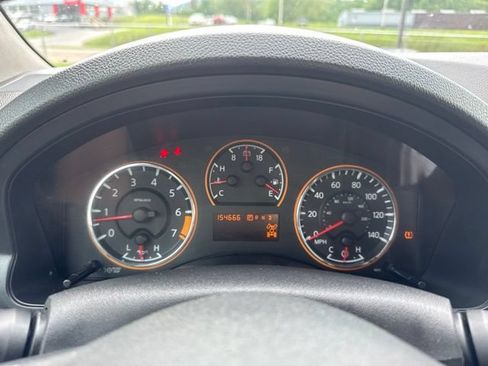 Used 2011 Nissan Armada Platinum AWD/4WD image 27